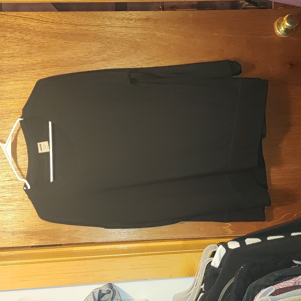 Long Sleeve Active Top